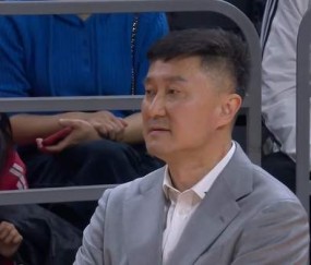 开云体育官网-广东爆冷输球列第3，辽篮逆袭回前10，昔日霸主24连败创耻辱纪录